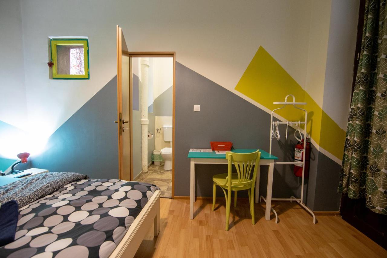 Hostel Cornel Тимишоара Экстерьер фото