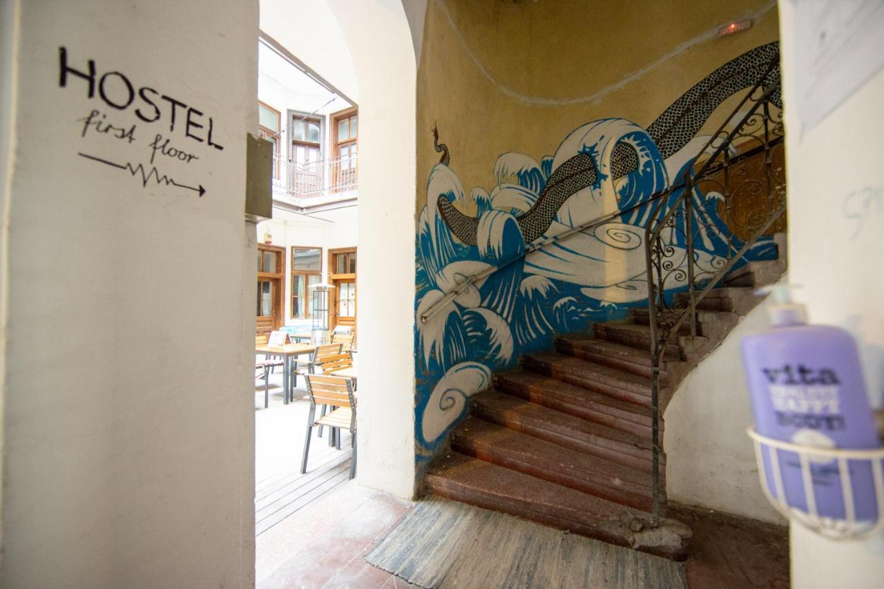 Hostel Cornel Тимишоара Экстерьер фото